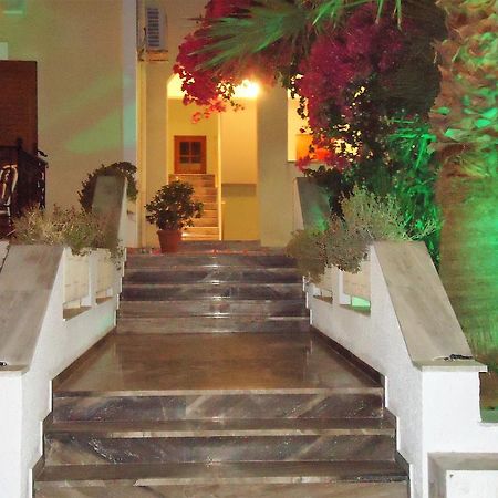 Hotel Sweetmemory Agia Marina  Exterior foto