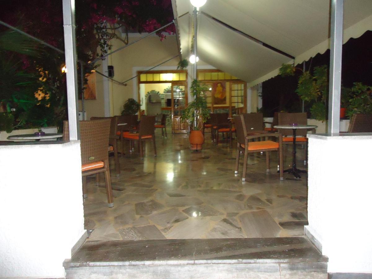 Hotel Sweetmemory Agia Marina  Exterior foto
