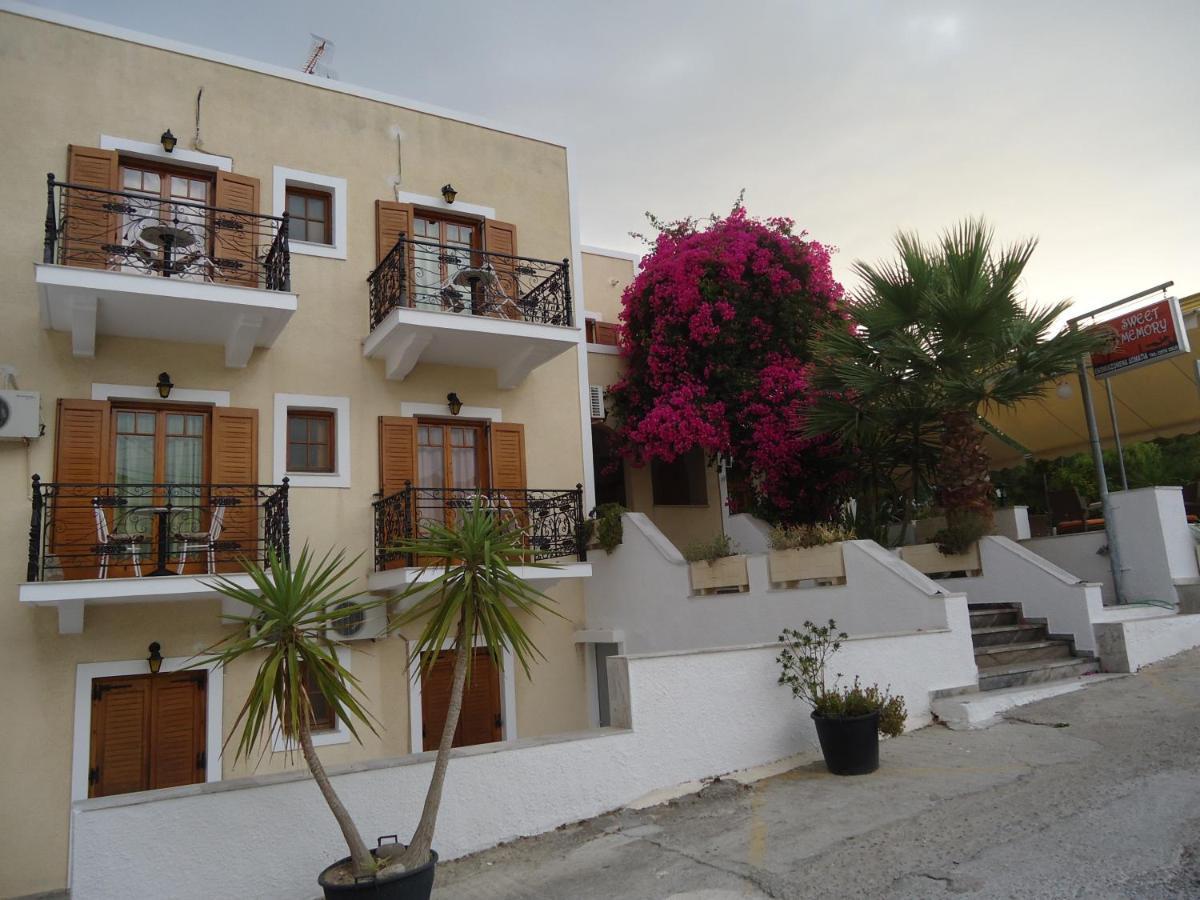 Hotel Sweetmemory Agia Marina  Exterior foto