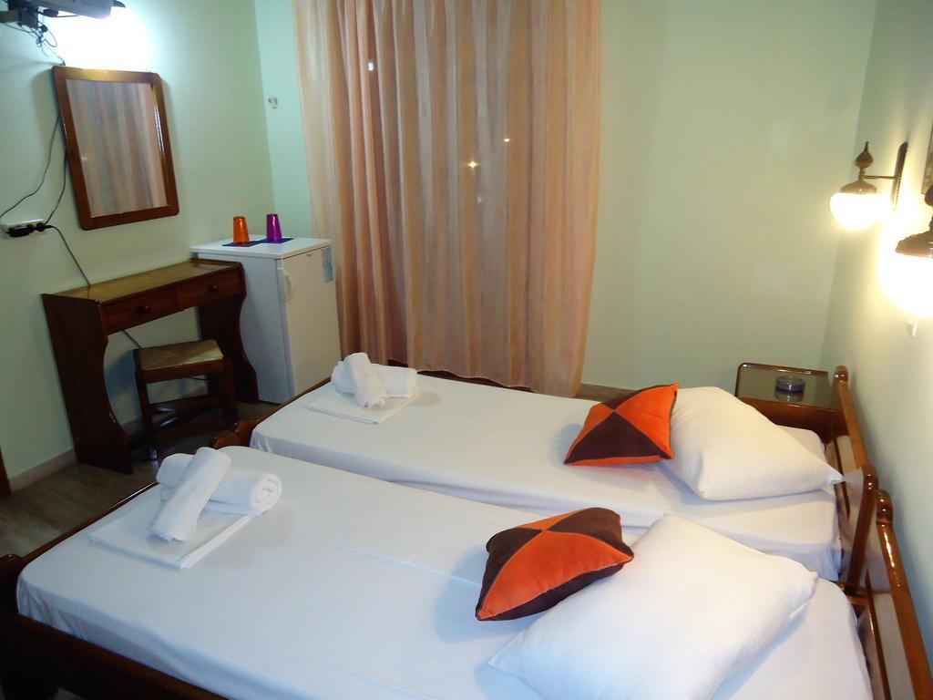 Hotel Sweetmemory Agia Marina  Exterior foto