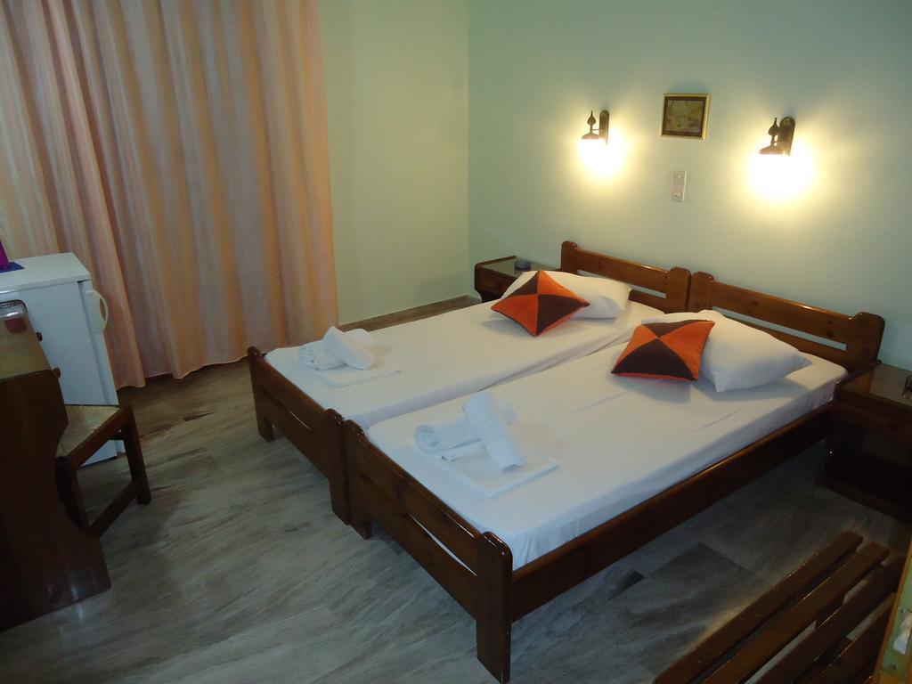 Hotel Sweetmemory Agia Marina  Exterior foto